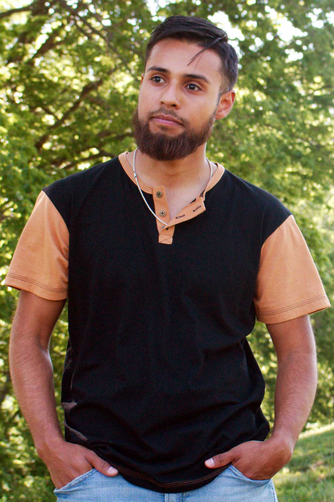 Henley - Black & Camel